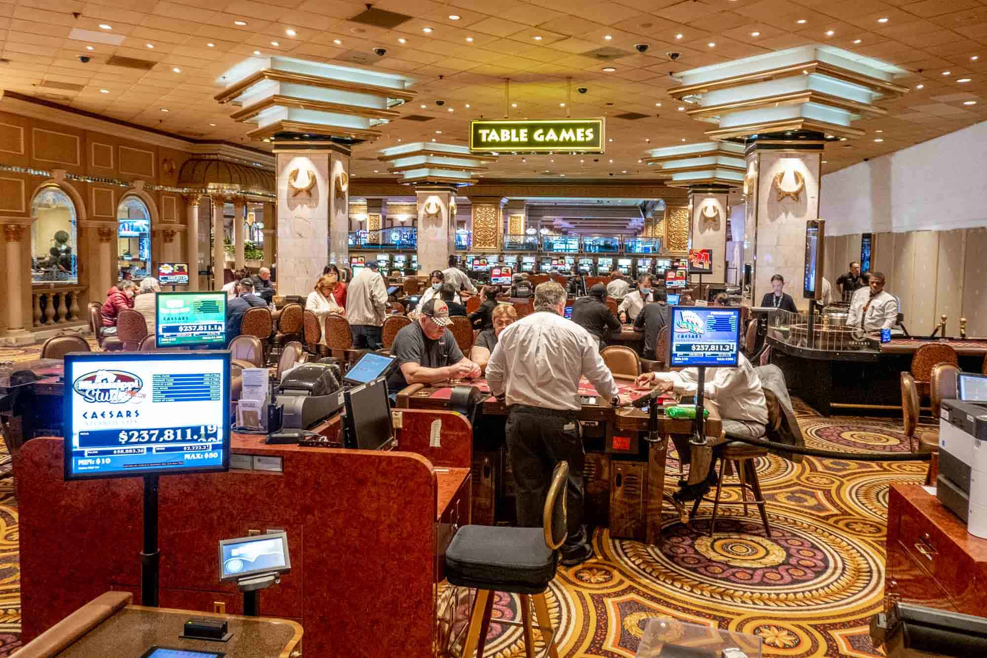 Canlı casino'da dönemsel bonuslar, Showbahis ile her zaman kazan!